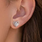 heart design moissanite earrings