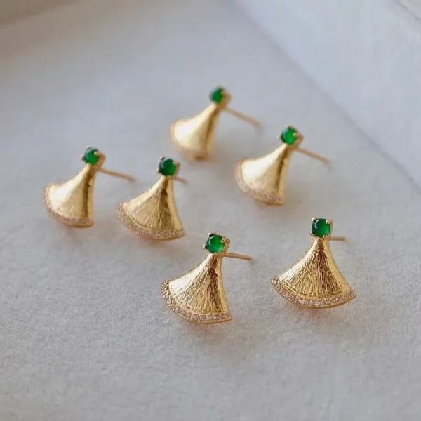Charming S Earrings