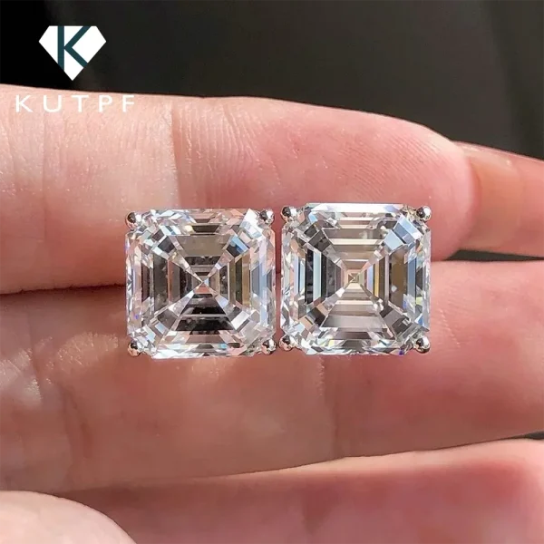 3CT Moissanite Stud Earrings