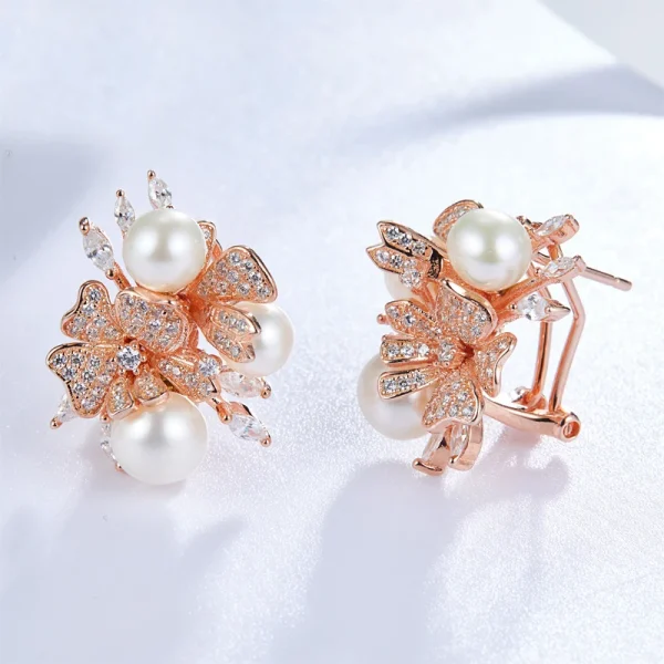 Zircon Shell Pearl Flower Clip Earrings
