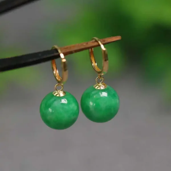 Boucles d'oreilles en jade de jadéite